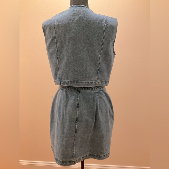House Of Harlow 1960 Pearl Buttons Coquette Denim Vest & Skirt Cord Set SZ 6 - Picture 6 of 11